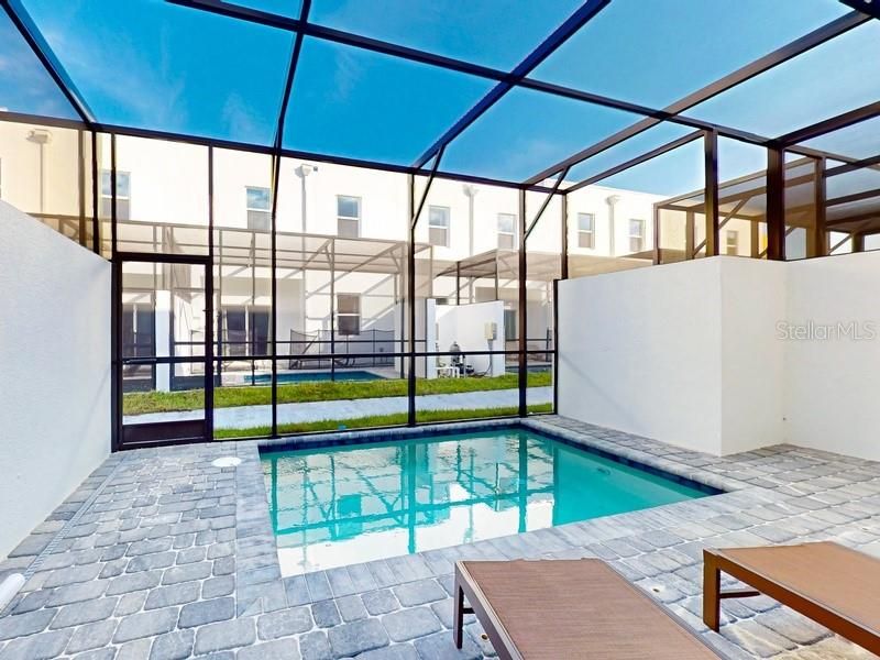 На продажу: $380,000 (4 спален, 4 ванн, 1671 Квадратных фут)