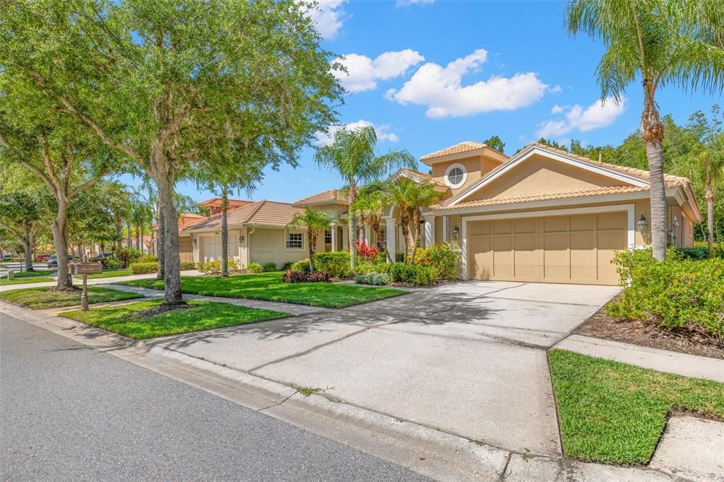 For Rent: $3,800 (3 beds, 2 baths, 2113 Square Feet)