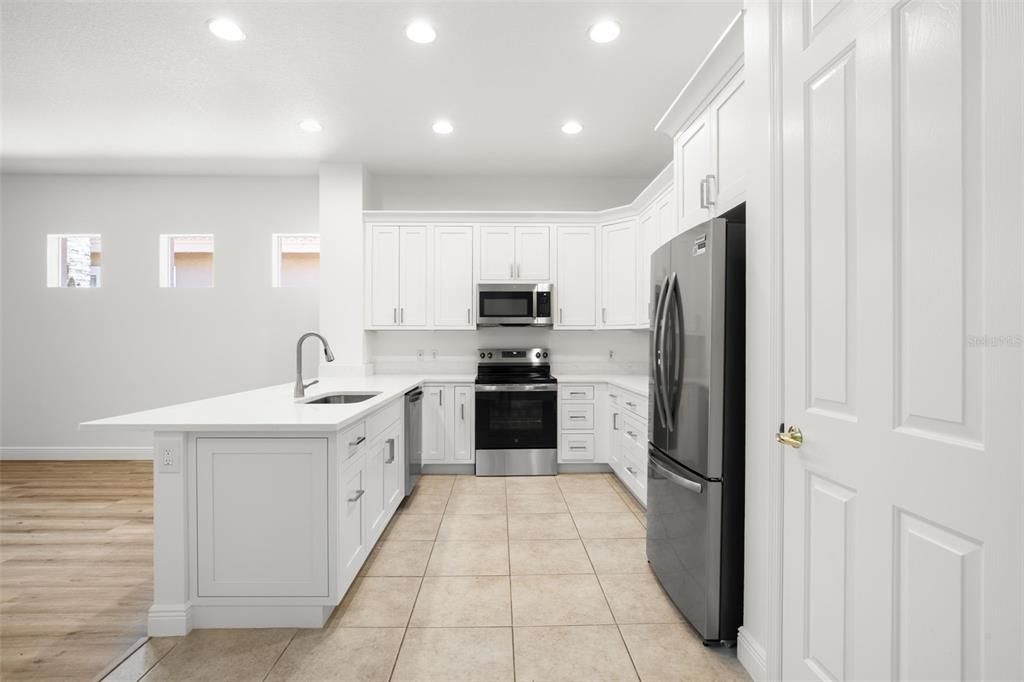 For Rent: $3,800 (3 beds, 2 baths, 2113 Square Feet)