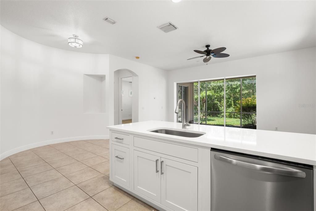 For Rent: $3,800 (3 beds, 2 baths, 2113 Square Feet)