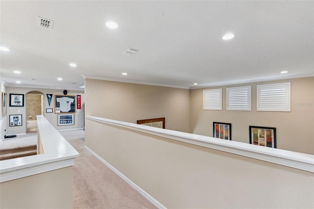 For Sale: $989,000 (6 beds, 5 baths, 4341 Square Feet)
