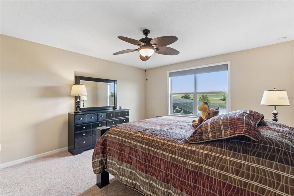 For Sale: $989,000 (6 beds, 5 baths, 4341 Square Feet)