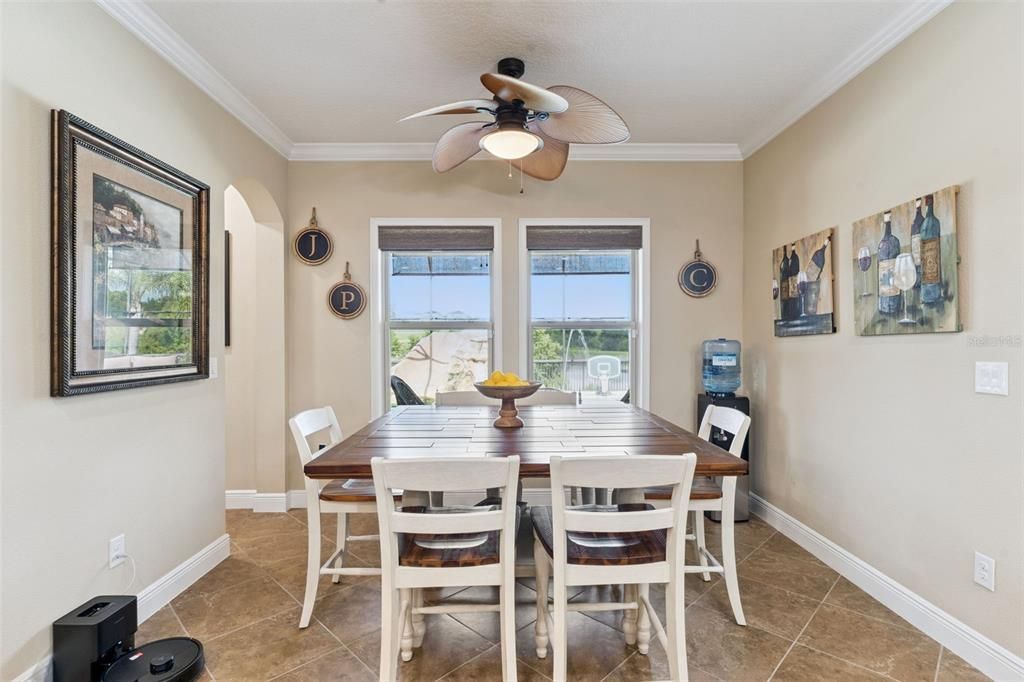 For Sale: $989,000 (6 beds, 5 baths, 4341 Square Feet)
