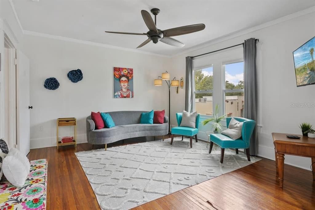 For Sale: $1,450,000 (5 beds, 0 baths, 3086 Square Feet)