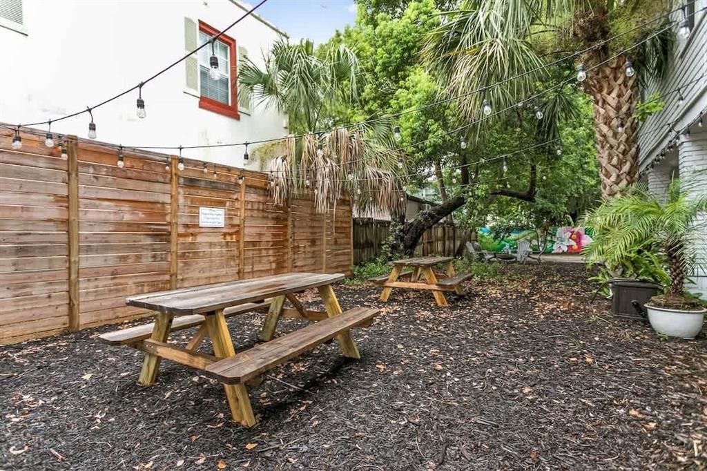 For Sale: $1,450,000 (5 beds, 0 baths, 3086 Square Feet)