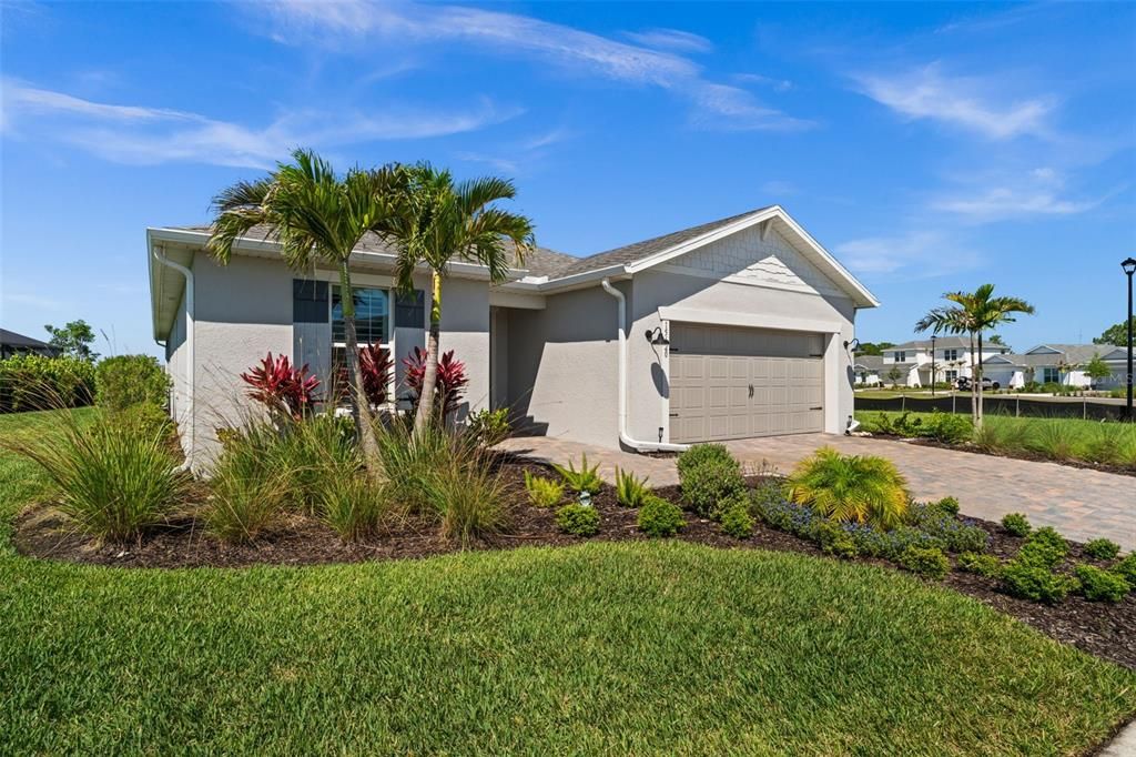 For Sale: $559,000 (3 beds, 2 baths, 1883 Square Feet)