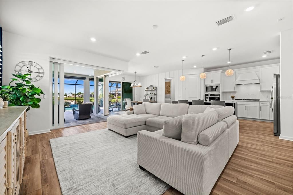 For Sale: $559,000 (3 beds, 2 baths, 1883 Square Feet)