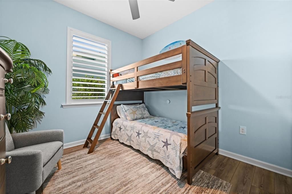 For Sale: $559,000 (3 beds, 2 baths, 1883 Square Feet)