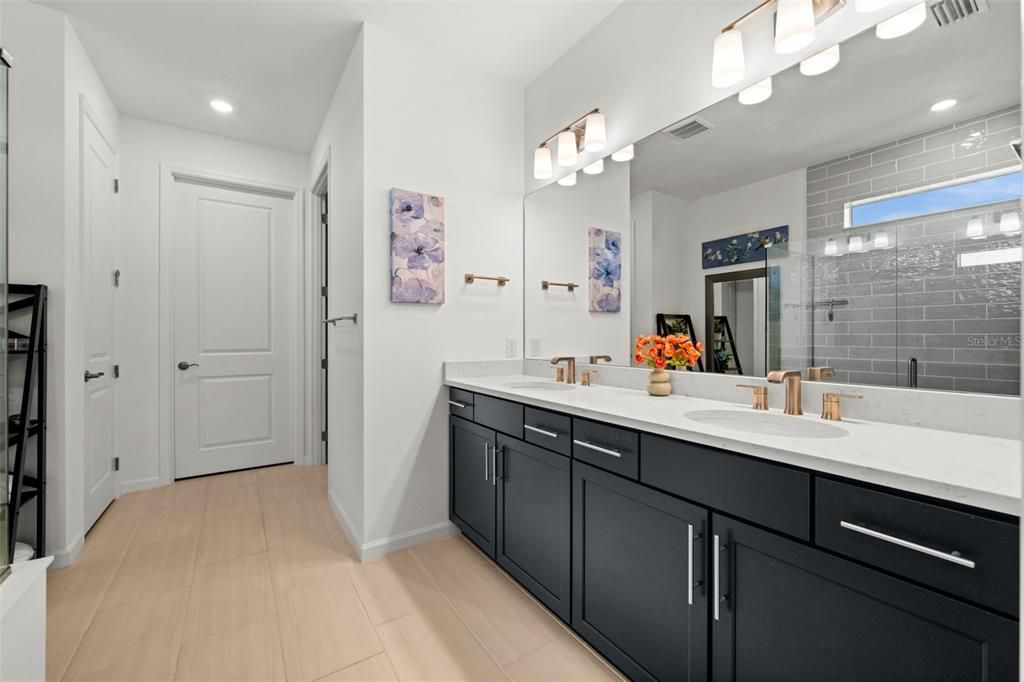 For Sale: $559,000 (3 beds, 2 baths, 1883 Square Feet)