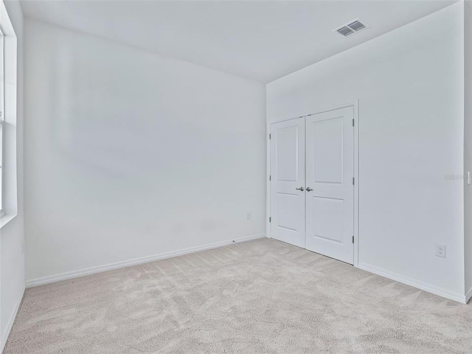 На продажу: $319,995 (3 спален, 2 ванн, 1844 Квадратных фут)