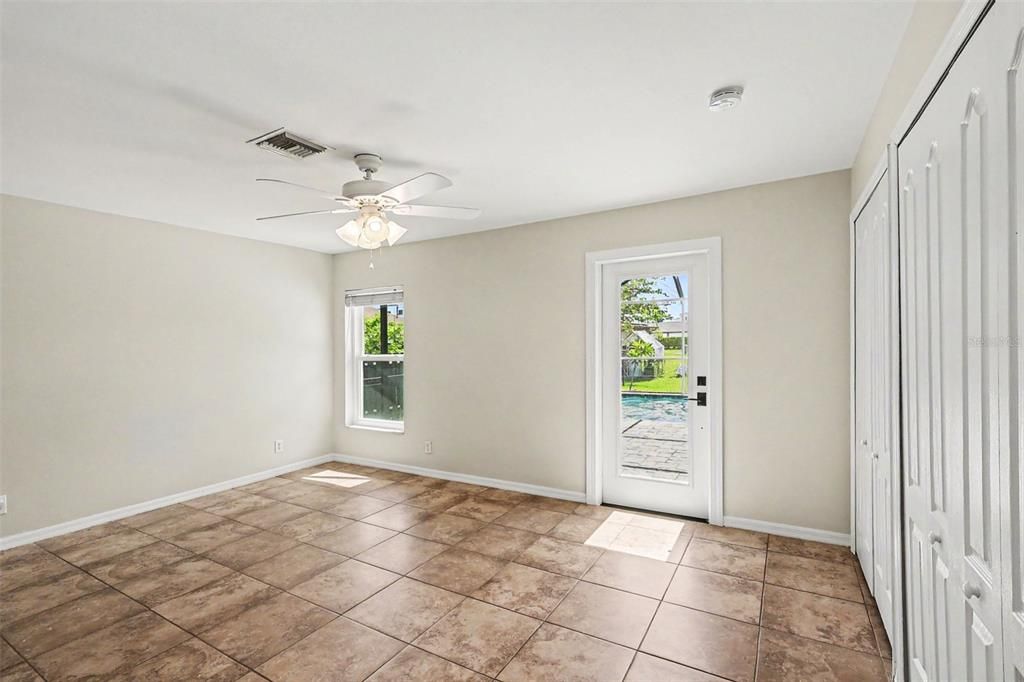 For Sale: $399,000 (3 beds, 2 baths, 1777 Square Feet)
