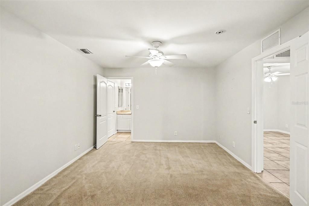 For Sale: $399,000 (3 beds, 2 baths, 1777 Square Feet)