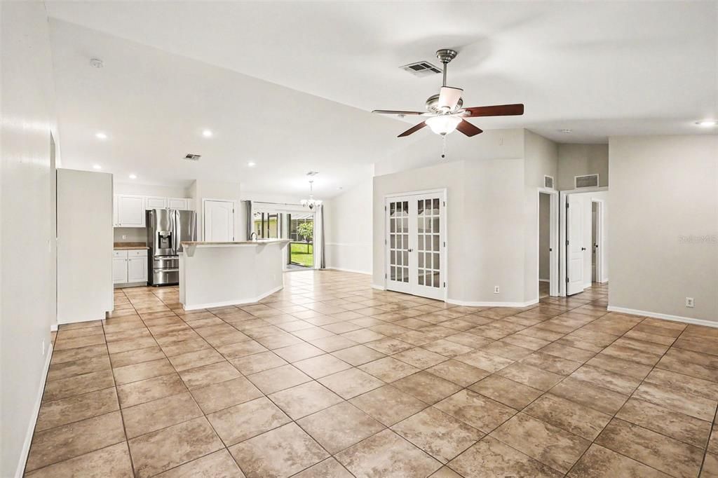 For Sale: $399,000 (3 beds, 2 baths, 1777 Square Feet)