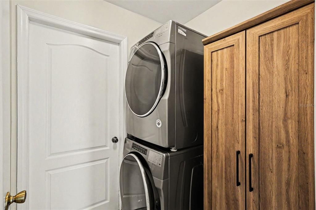 For Sale: $399,000 (3 beds, 2 baths, 1777 Square Feet)