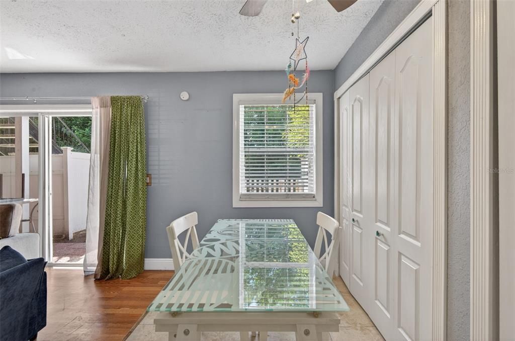 For Sale: $124,900 (1 beds, 1 baths, 644 Square Feet)