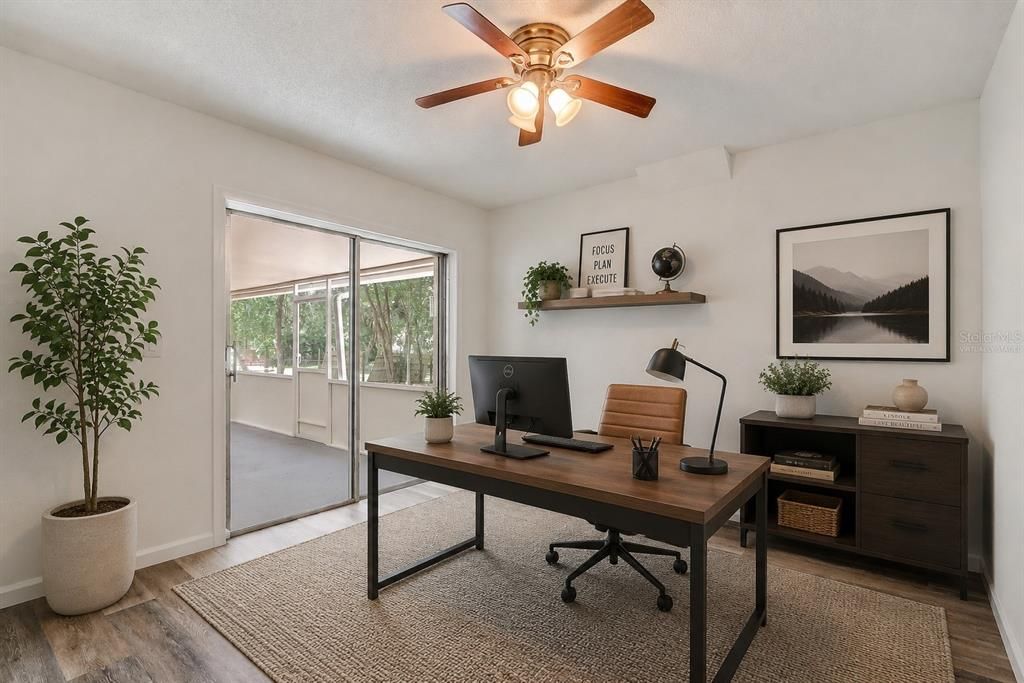 En Venta: $455,000 (4 camas, 3 baños, 1950 Pies cuadrados)