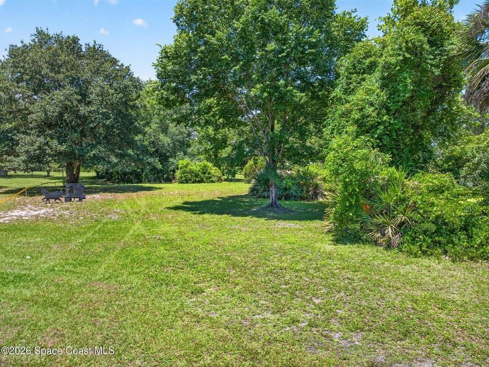 For Sale: $140,000 (1.09 acres)
