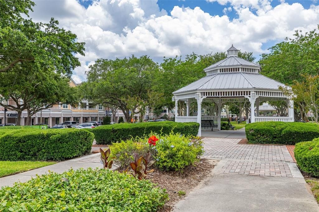 For Sale: $175,000 (2 beds, 2 baths, 1233 Square Feet)