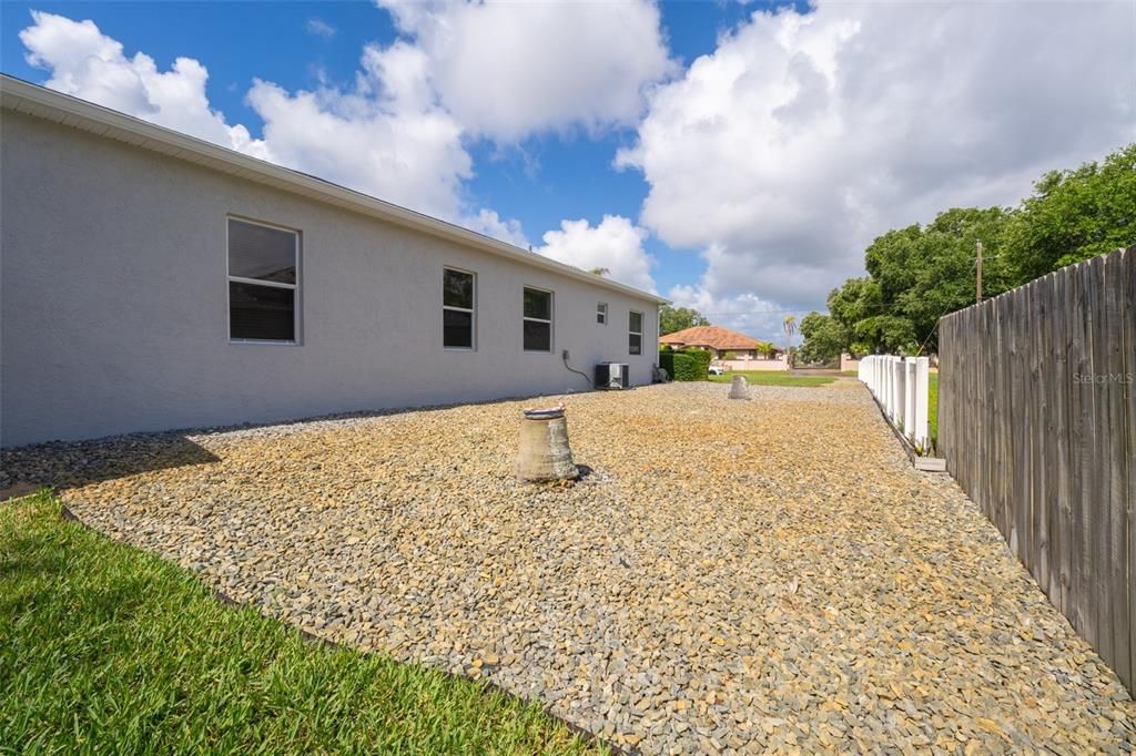 For Sale: $949,000 (4 beds, 2 baths, 2632 Square Feet)