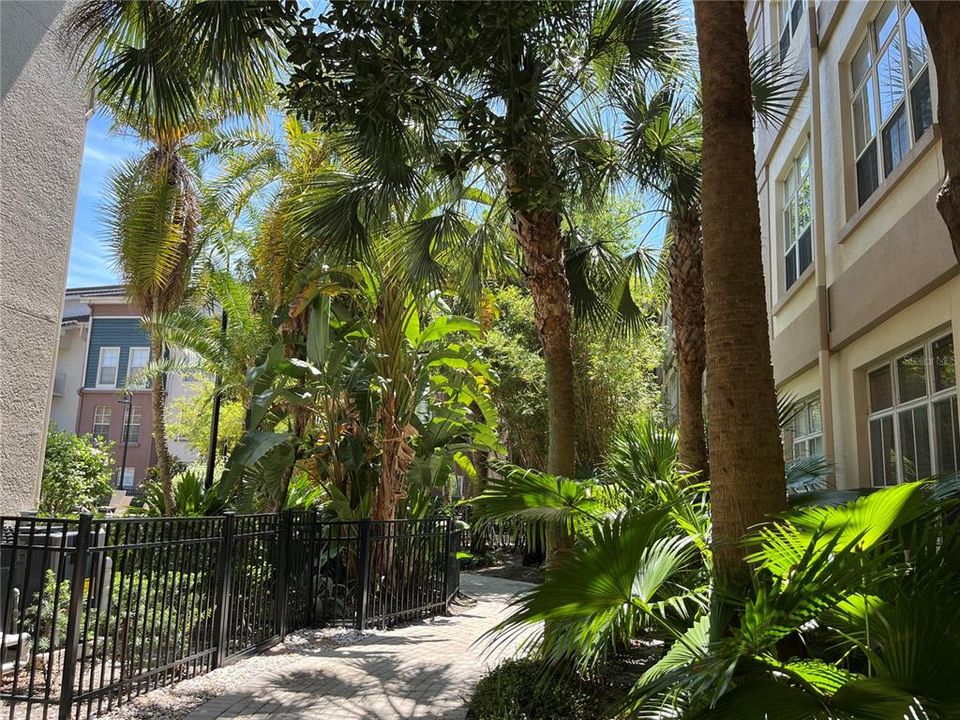 For Sale: $485,432 (3 beds, 2 baths, 1401 Square Feet)