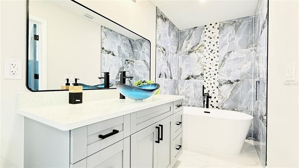Active With Contract: $540,000 (3 beds, 2 baths, 1801 Square Feet)