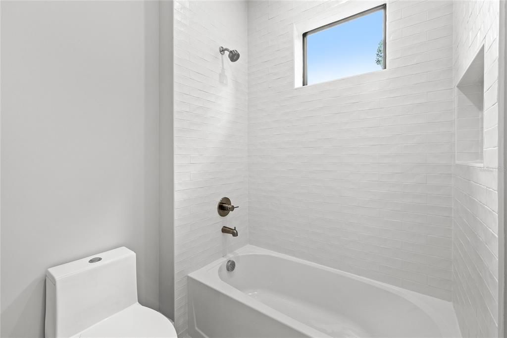 For Sale: $1,179,000 (5 beds, 4 baths, 3317 Square Feet)