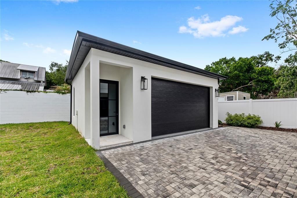 For Sale: $1,179,000 (5 beds, 4 baths, 3317 Square Feet)