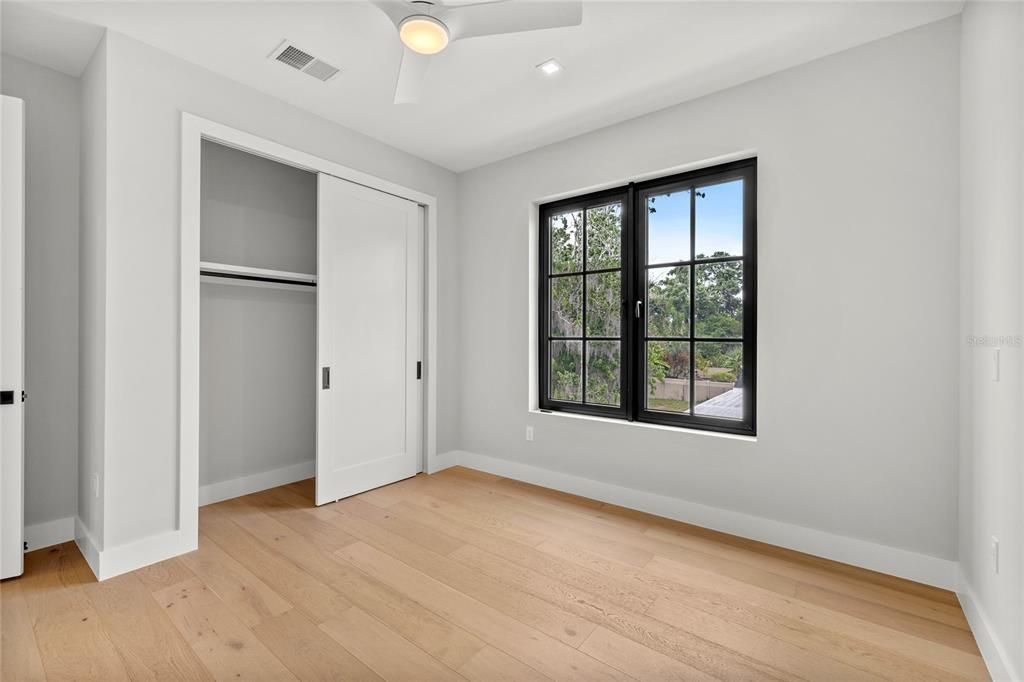 For Sale: $1,179,000 (5 beds, 4 baths, 3317 Square Feet)