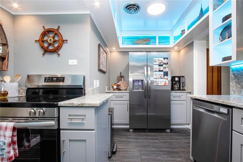 For Sale: $419,900 (3 beds, 2 baths, 1758 Square Feet)