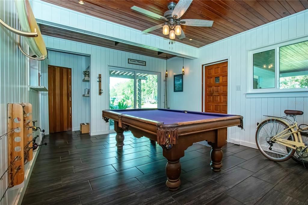 For Sale: $419,900 (3 beds, 2 baths, 1758 Square Feet)