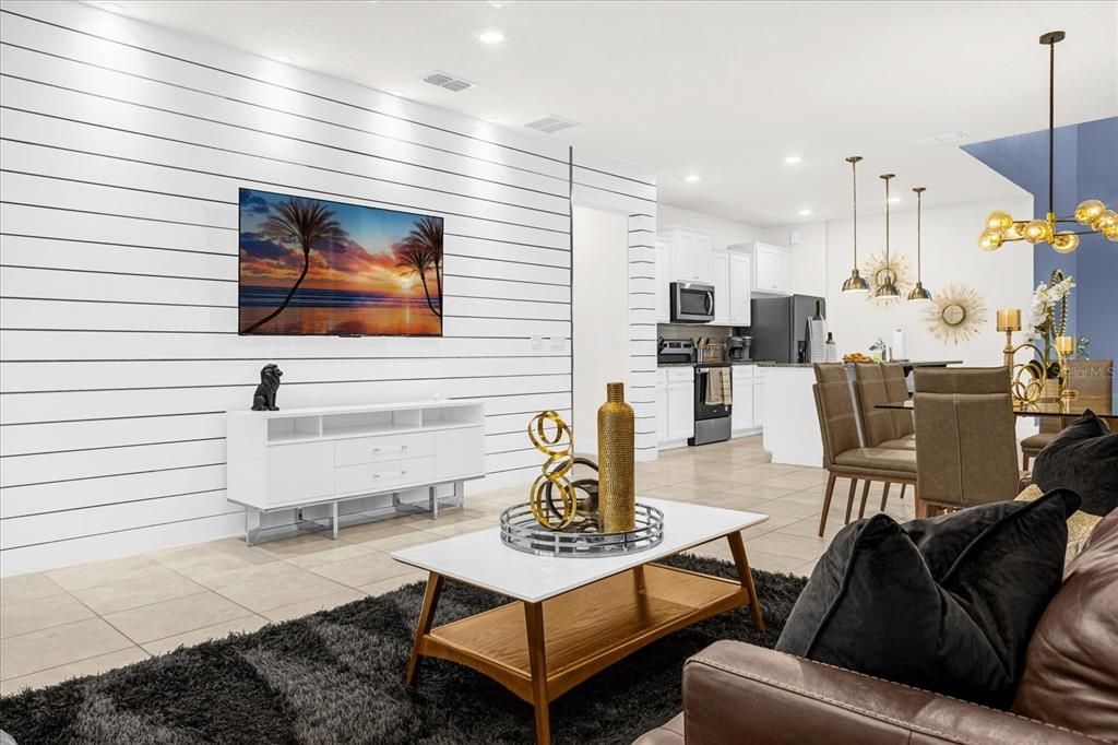 En Venta: $695,000 (6 camas, 4 baños, 3111 Pies cuadrados)