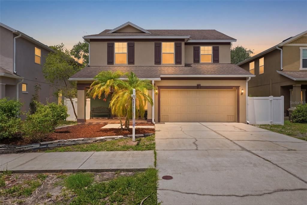 For Sale: $698,500 (4 beds, 2 baths, 2248 Square Feet)