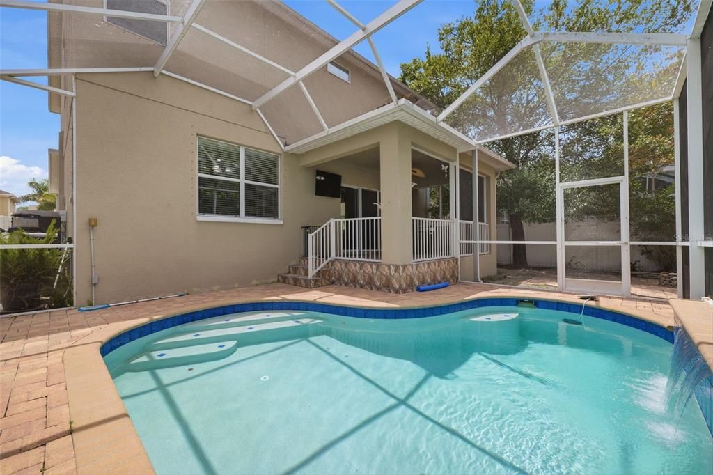 For Sale: $698,500 (4 beds, 2 baths, 2248 Square Feet)