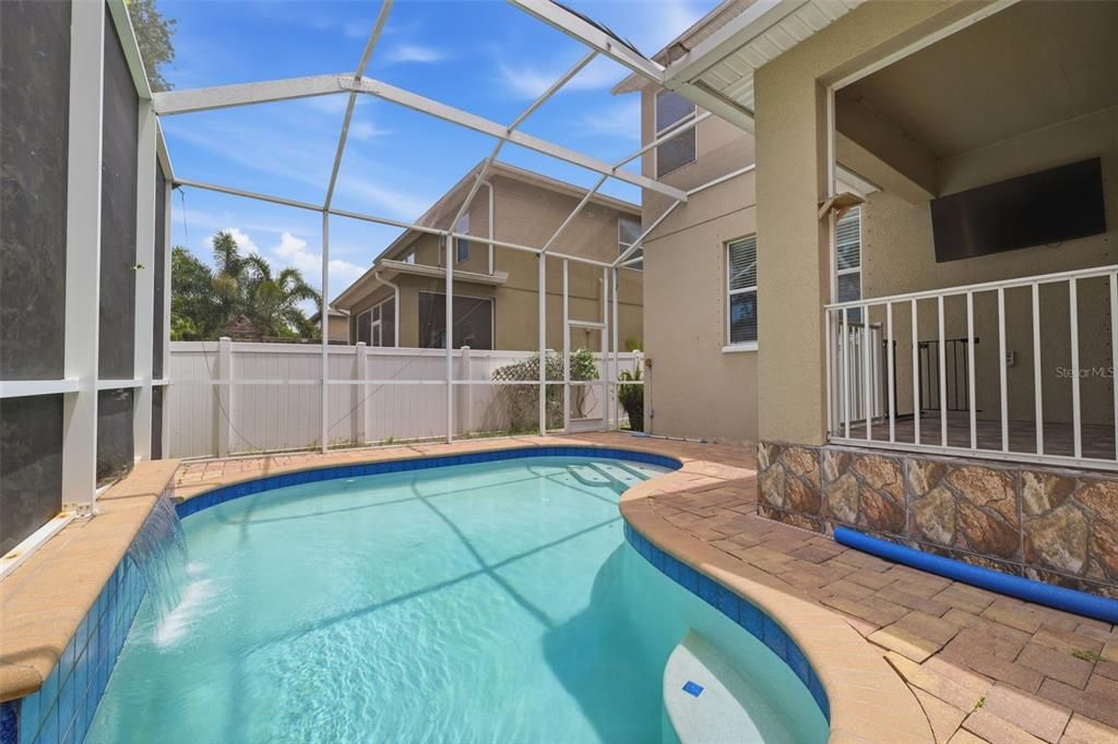 For Sale: $698,500 (4 beds, 2 baths, 2248 Square Feet)