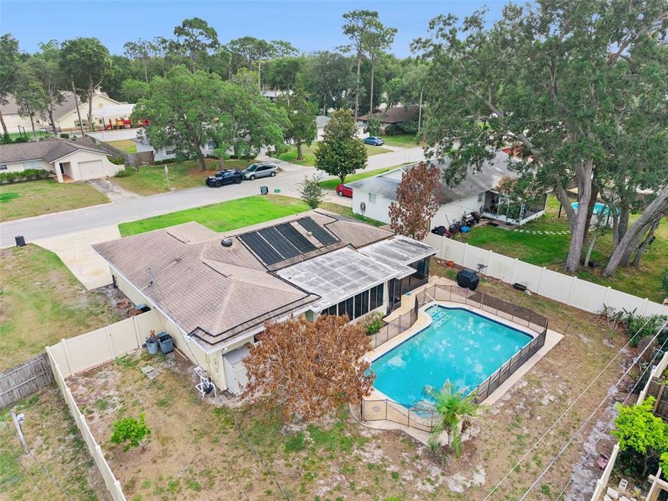 Activo con contrato: $365,000 (3 camas, 2 baños, 1200 Pies cuadrados)