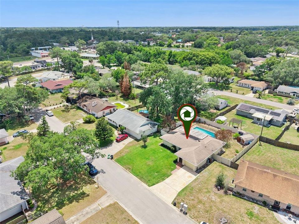 Activo con contrato: $365,000 (3 camas, 2 baños, 1200 Pies cuadrados)