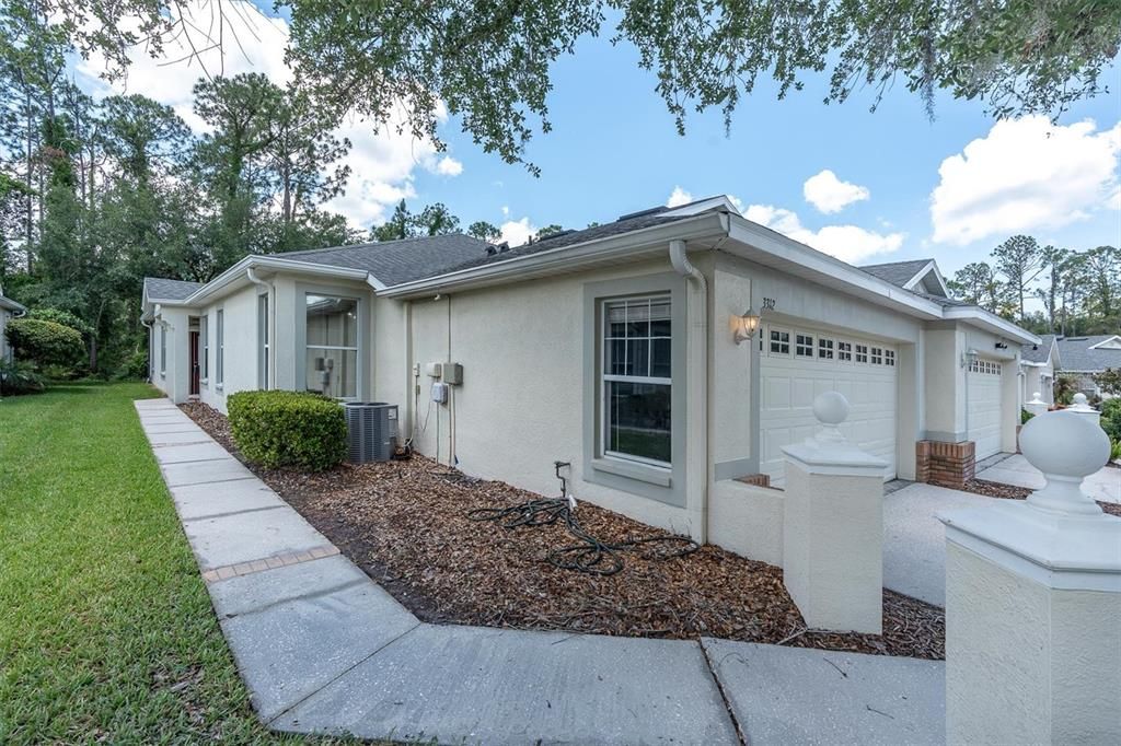 For Rent: $2,500 (3 beds, 2 baths, 1760 Square Feet)