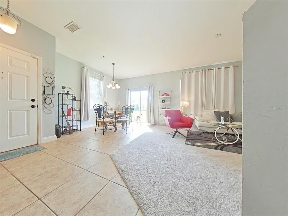 For Sale: $344,900 (3 beds, 2 baths, 1419 Square Feet)