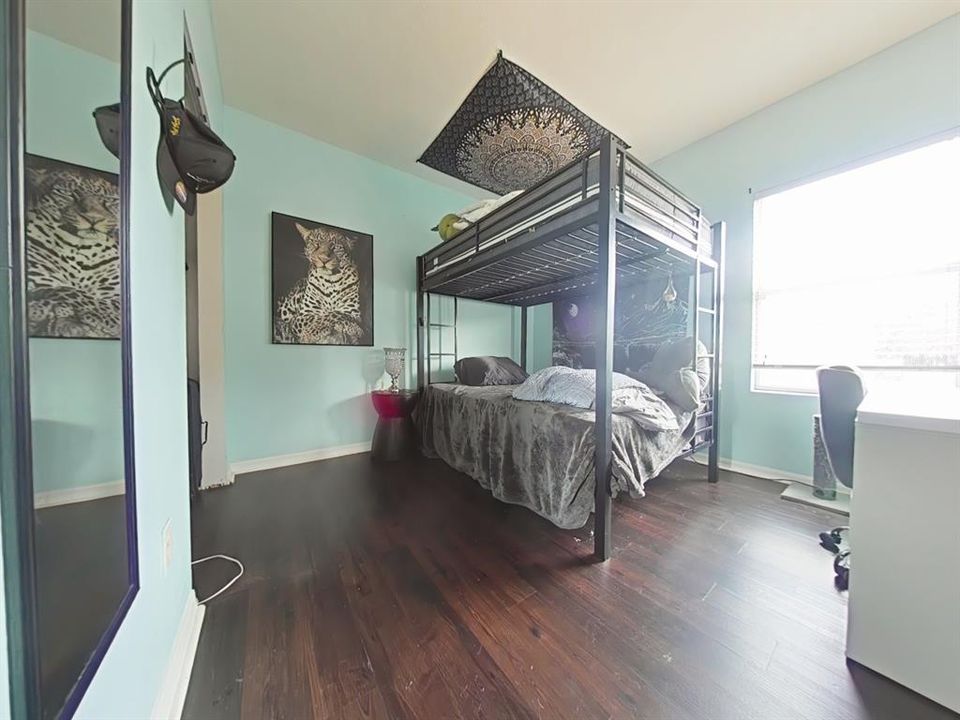 For Sale: $344,900 (3 beds, 2 baths, 1419 Square Feet)