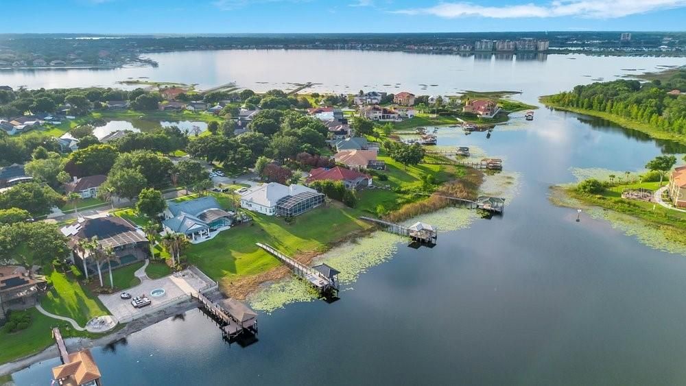 En Venta: $2,149,000 (5 camas, 3 baños, 4054 Pies cuadrados)