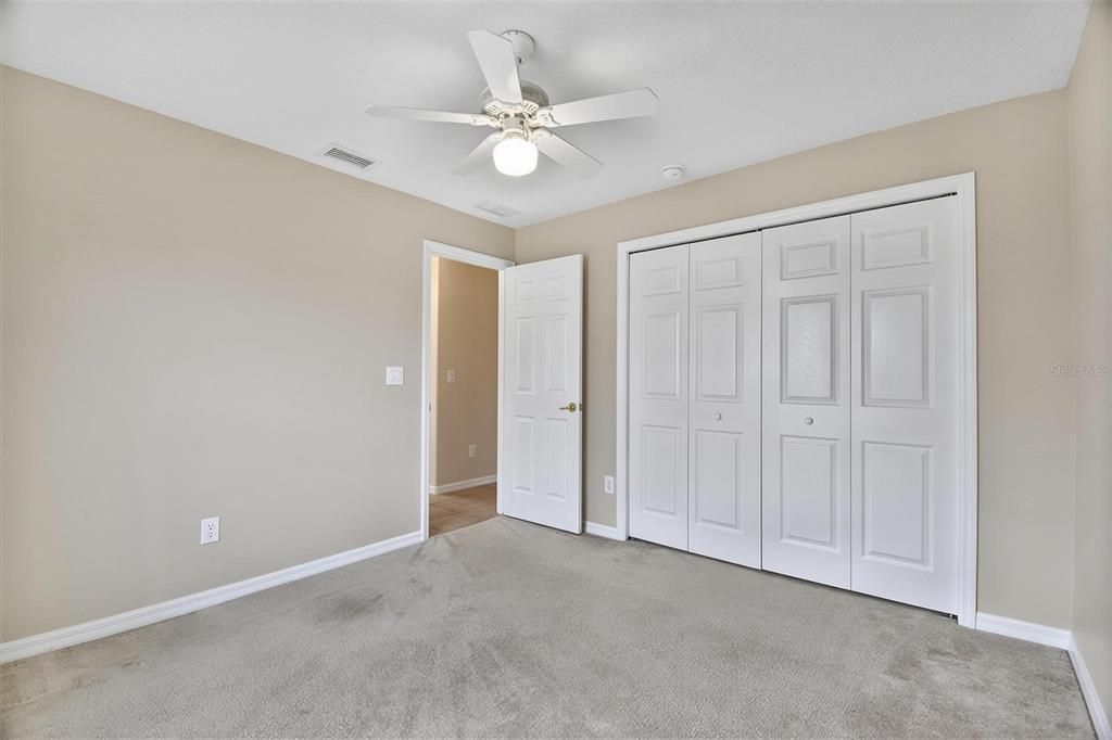 Activo con contrato: $279,000 (3 camas, 2 baños, 1424 Pies cuadrados)