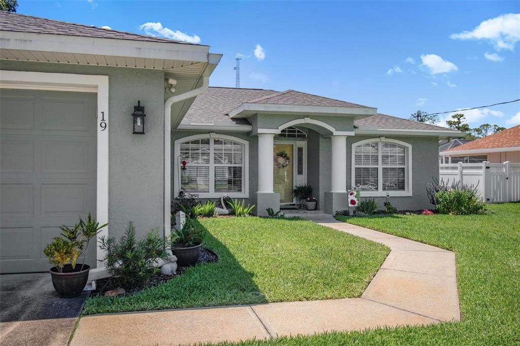 Activo con contrato: $279,000 (3 camas, 2 baños, 1424 Pies cuadrados)