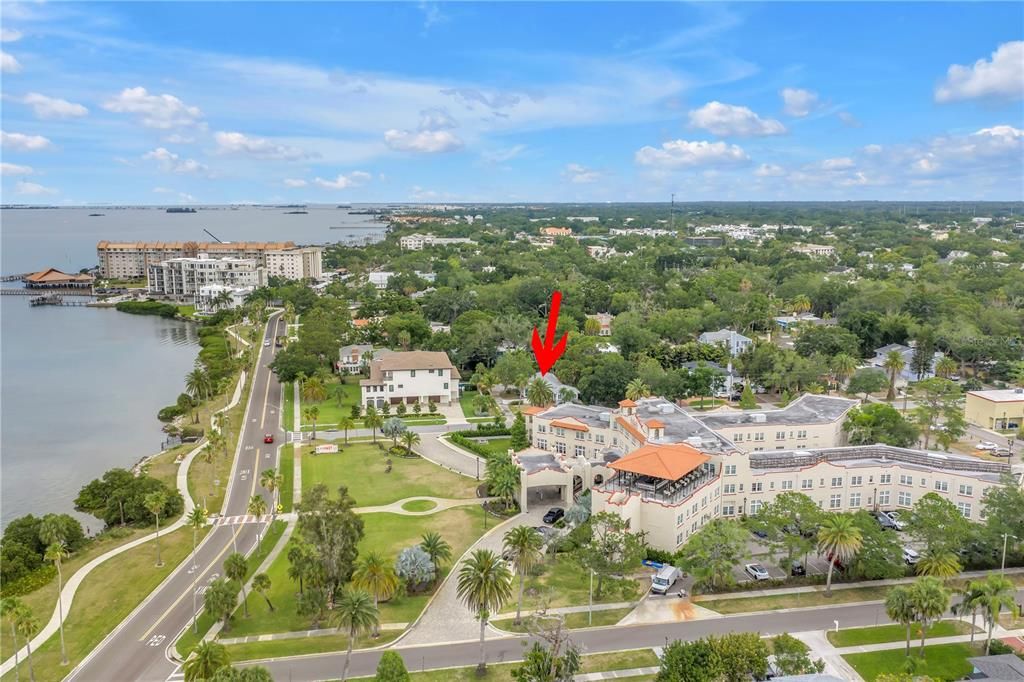 En Venta: $759,000 (3 camas, 3 baños, 1952 Pies cuadrados)