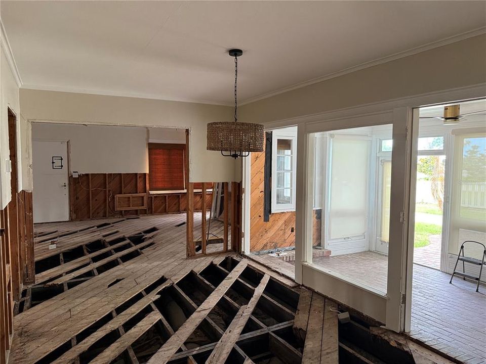 En Venta: $759,000 (3 camas, 3 baños, 1952 Pies cuadrados)