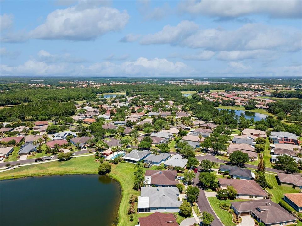 En Venta: $475,000 (3 camas, 2 baños, 2449 Pies cuadrados)
