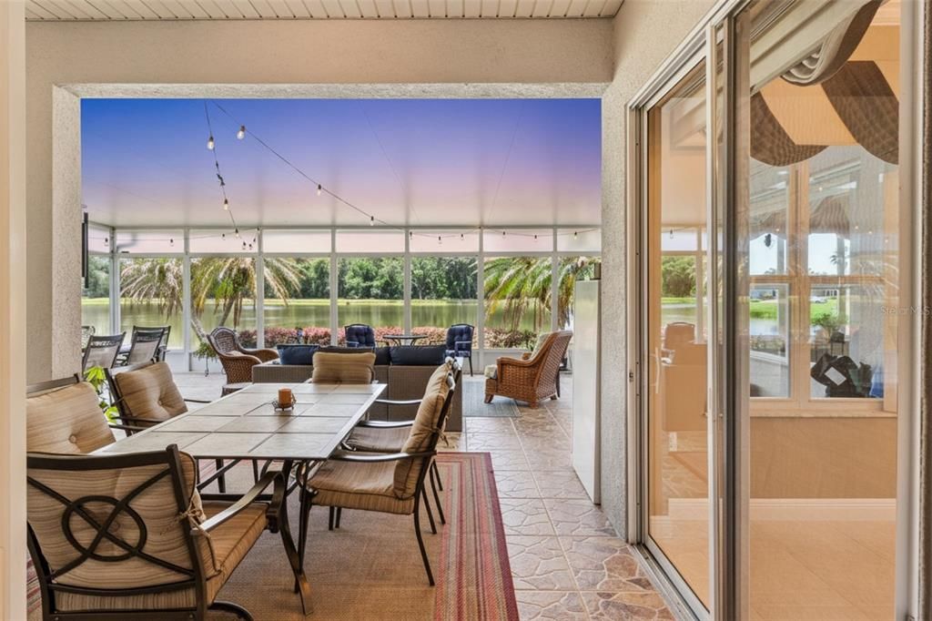 En Venta: $475,000 (3 camas, 2 baños, 2449 Pies cuadrados)