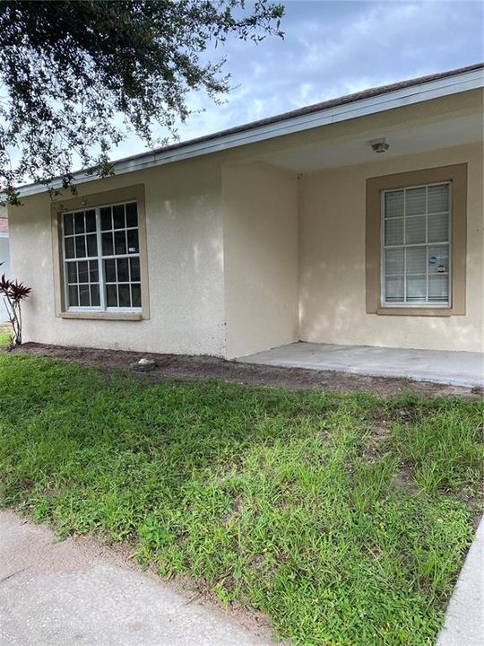 For Sale: $310,000 (3 beds, 2 baths, 1315 Square Feet)