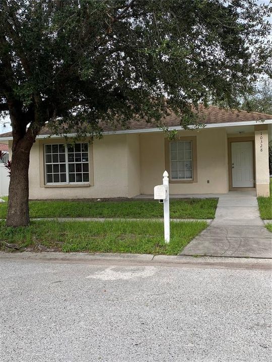 For Sale: $310,000 (3 beds, 2 baths, 1315 Square Feet)