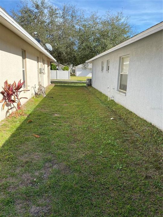 For Sale: $310,000 (3 beds, 2 baths, 1315 Square Feet)