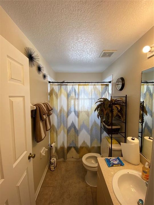 For Sale: $310,000 (3 beds, 2 baths, 1315 Square Feet)